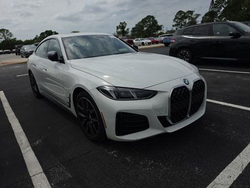 Used 2025 BMW 430i xDrive AWD/4WD image 3