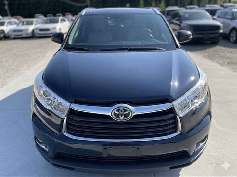 Used 2015 Toyota Highlander Limited Platinum AWD/4WD image 2