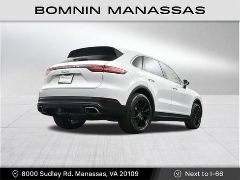 Used 2021 Porsche Cayenne AWD/4WD image 33
