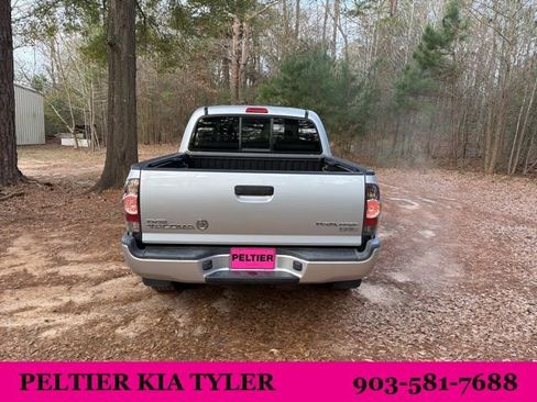 Used 2013 Toyota Tacoma PreRunner w/ SR5 Pkg image 10