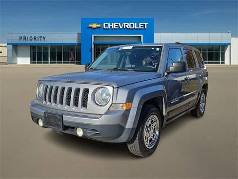 Used 2015 Jeep Patriot Sport w/ Power Value Group image 1