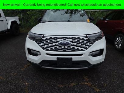 Used 2024 Ford Explorer Platinum w/ Technology Package
