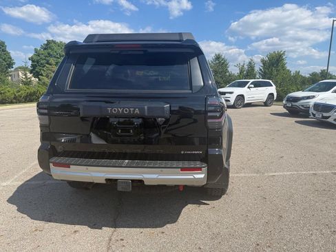 Used 2025 Toyota 4Runner Trailhunter AWD/4WD image 6