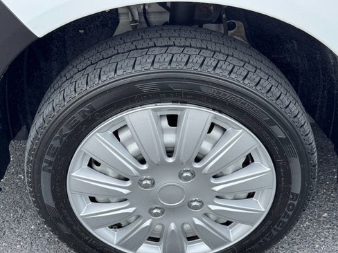 Used 2019 Nissan NV200 S image 45