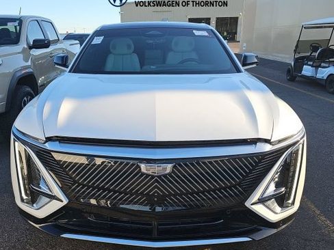 Used 2024 Cadillac Lyriq Luxury RWD image 4
