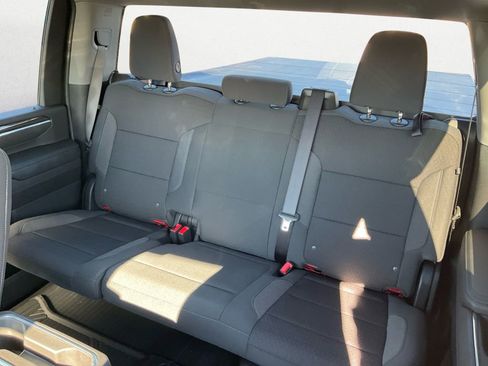 Used 2025 Chevrolet Silverado 2500 LT image 9