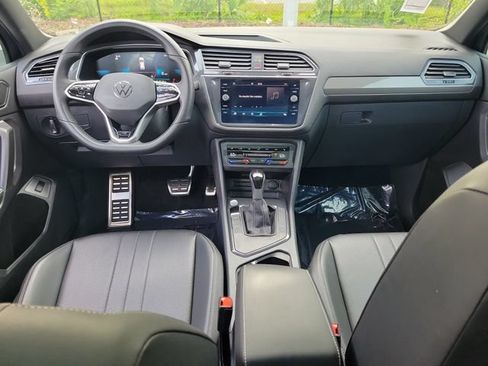 Certified 2024 Volkswagen Tiguan SE R-Line FWD image 13