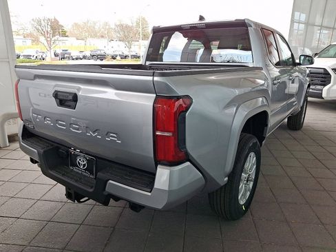 New 2026 Toyota Tacoma SR5 image 4