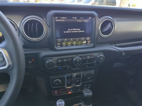 Used 2023 Jeep Wrangler Unlimited Rubicon 4xe w/ Cold Weather Group image 10