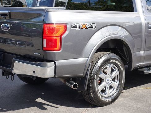 Used 2018 Ford F150 Lariat w/ Equipment Group 502A Luxury AWD/4WD image 11
