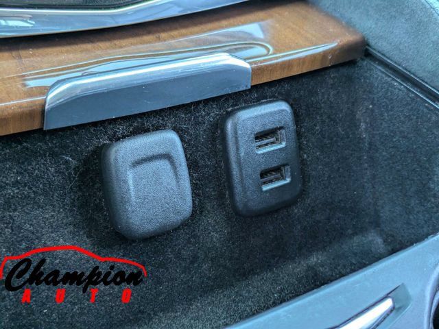Used 2017 Cadillac Escalade Premium Luxury RWD image 29
