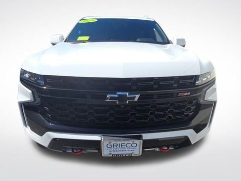 Used 2024 Chevrolet Suburban Z71 w/ Luxury Package image 2