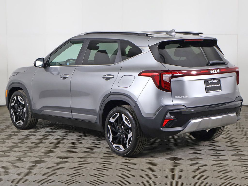 Used 2024 Kia Seltos SX w/ SX Sunroof Package AWD/4WD image 11