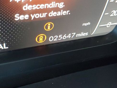 Used 2023 Honda Pilot Elite image 19