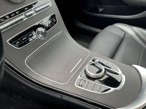 Used 2020 Mercedes-Benz C 300 Sedan w/ Premium Package image 15