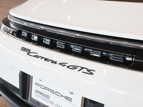 Used 2025 Porsche 911 Carrera 4 GTS image 28