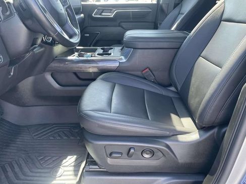 Certified 2024 Chevrolet Silverado 2500 LTZ w/ LTZ Convenience Package AWD/4WD image 12