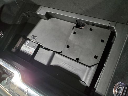 Used 2018 Porsche Panamera Turbo AWD/4WD image 47