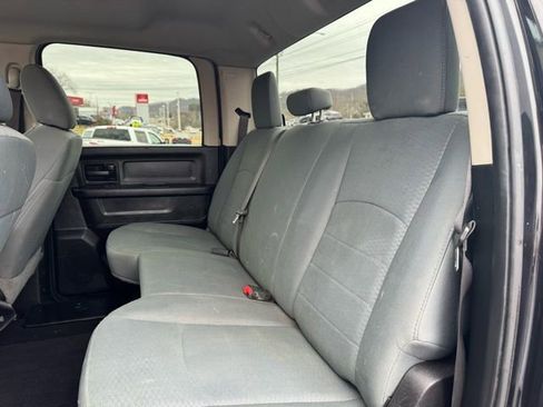 Used 2018 RAM 2500 Tradesman w/ Chrome Appearance Group image 10