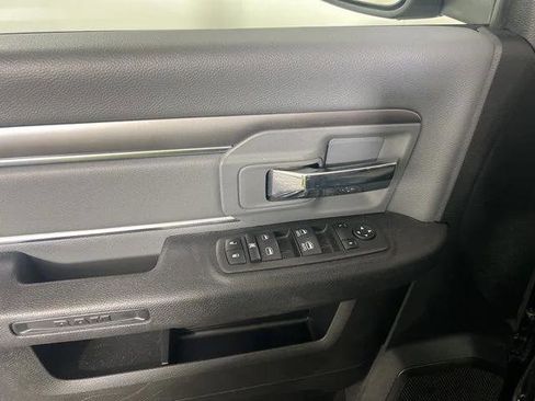 Certified 2022 RAM 1500 Classic SLT AWD/4WD image 15