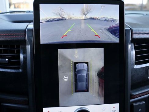 Used 2022 Ford Expedition Max Limited image 17