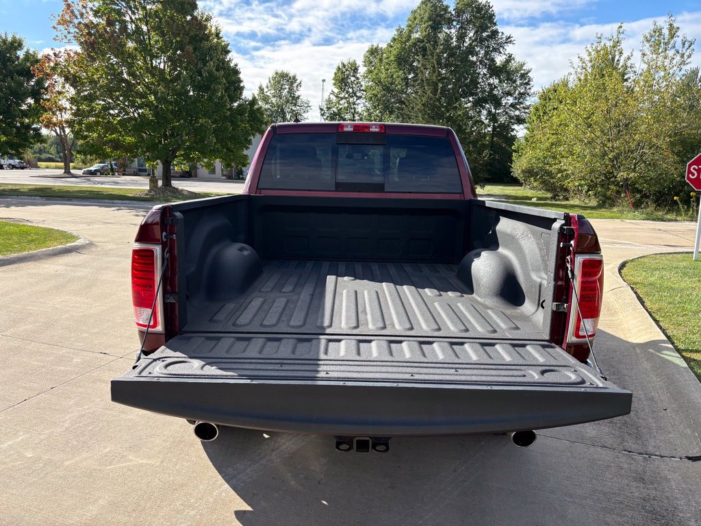 Used 2016 RAM 1500 Laramie w/ Convenience Group AWD/4WD image 57