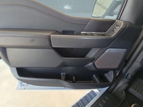 New 2025 Ford F150 Lariat w/ Equipment Group 501A Mid image 20