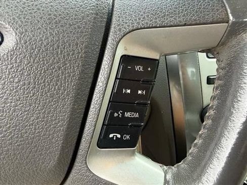 Used 2012 Ford Fusion SEL FWD image 19
