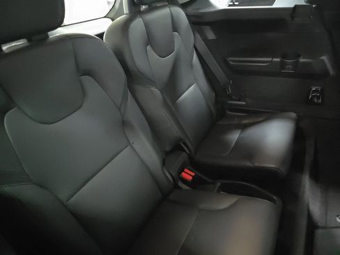 Used 2021 Volvo XC90 T8 Inscription Expression w/ Climate Package image 7