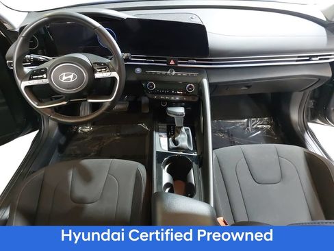Certified 2024 Hyundai Elantra SEL w/ Convenience Package FWD image 9