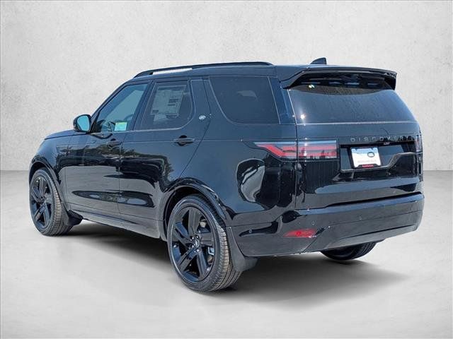 Used 2025 Land Rover Discovery Dynamic SE AWD/4WD image 9