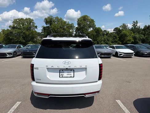 New 2026 Hyundai Palisade Calligraphy FWD image 4
