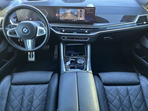 Used 2024 BMW X6 xDrive40i image 3