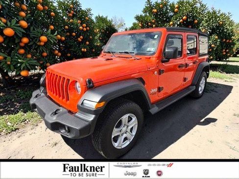 Used 2018 Jeep Wrangler Unlimited Sport S AWD/4WD image 1