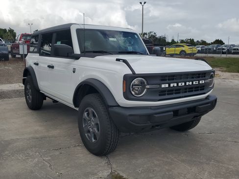 New 2025 Ford Bronco Big Bend image 2