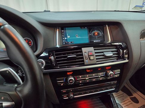 Used 2017 BMW X3 xDrive28i AWD/4WD image 19