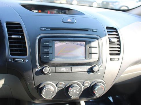 Used 2017 Kia Forte LX w/ LX Popular Package FWD image 13