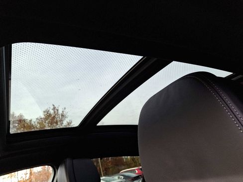 Used 2023 BMW X6 M50i w/ Executive Package image 14