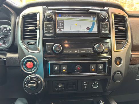 Used 2017 Nissan Titan Platinum Reserve image 36