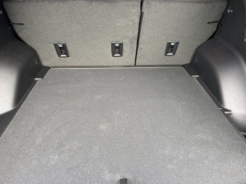 New 2026 Chevrolet Equinox EV LT image 14