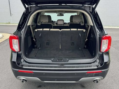 Used 2022 Ford Explorer Limited AWD/4WD image 17