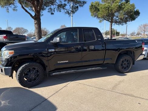 Used 2014 Toyota Tundra SR5 image 2