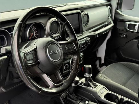 Used 2021 Jeep Wrangler Unlimited Sport AWD/4WD image 18