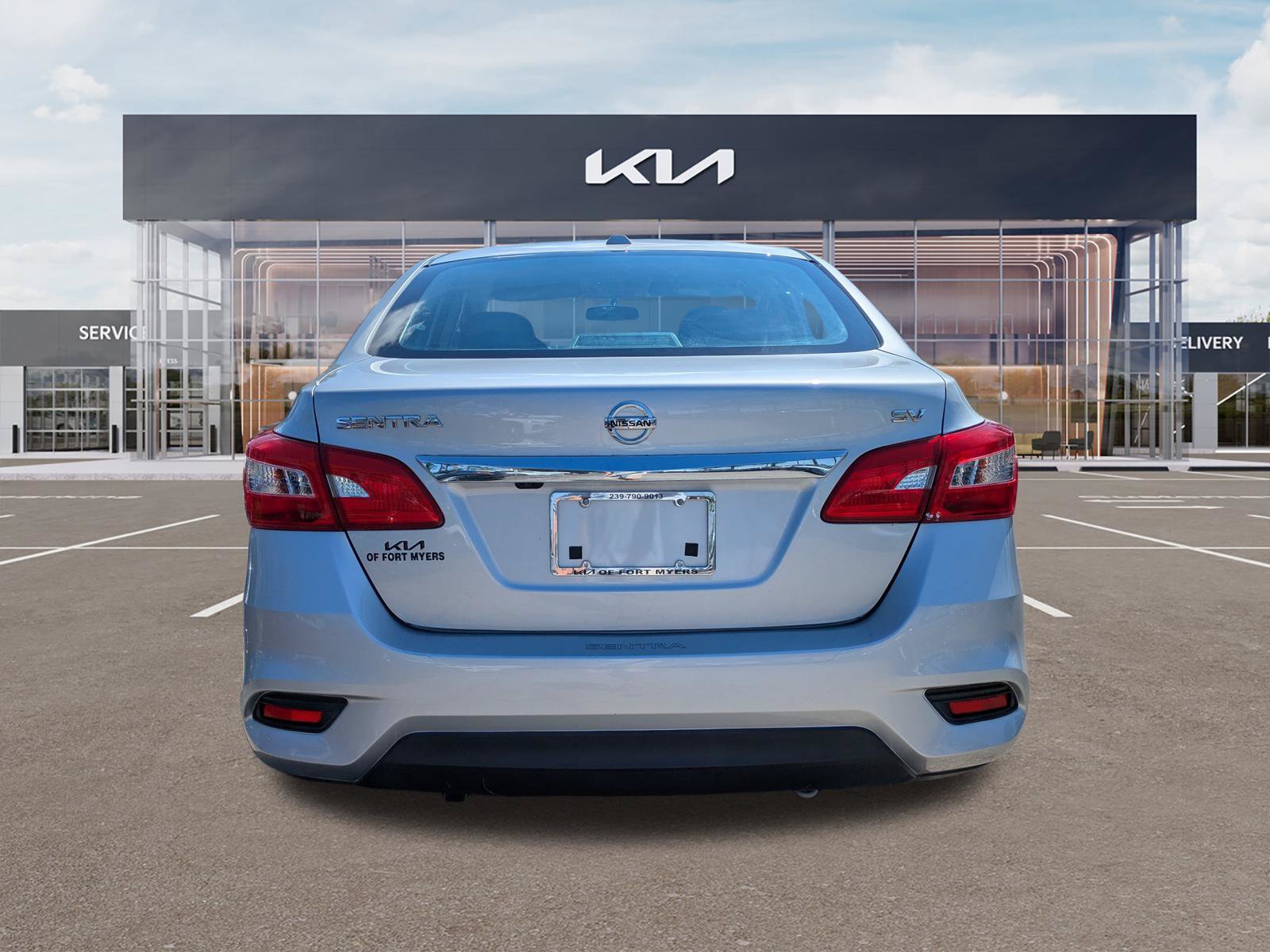 Used 2019 Nissan Sentra SV w/ Exterior Package FWD image 5