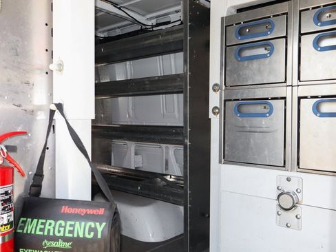 Used 2013 Mercedes-Benz Sprinter 3500 image 25