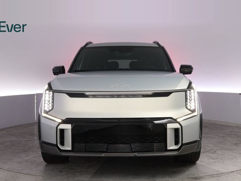Used 2024 Kia EV9 GT-Line AWD/4WD image 12