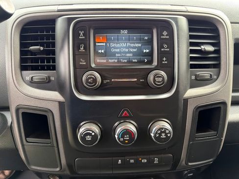 Used 2017 RAM 2500 Tradesman w/ Chrome Appearance Group AWD/4WD image 38