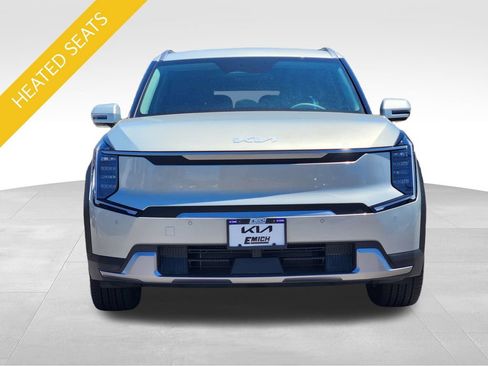 Certified 2024 Kia EV9 Wind AWD/4WD image 7