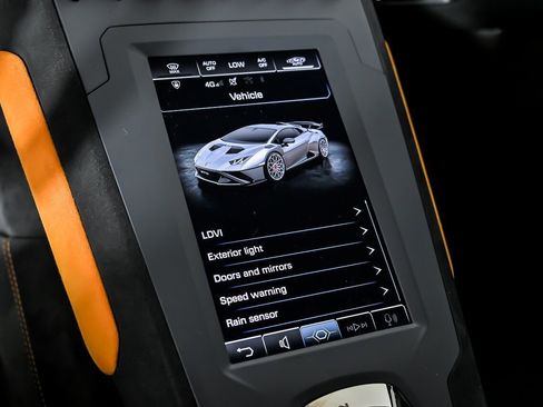 Used 2022 Lamborghini Huracan STO image 31