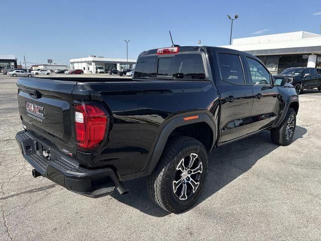 Used 2025 GMC Canyon AT4 AWD/4WD image 4
